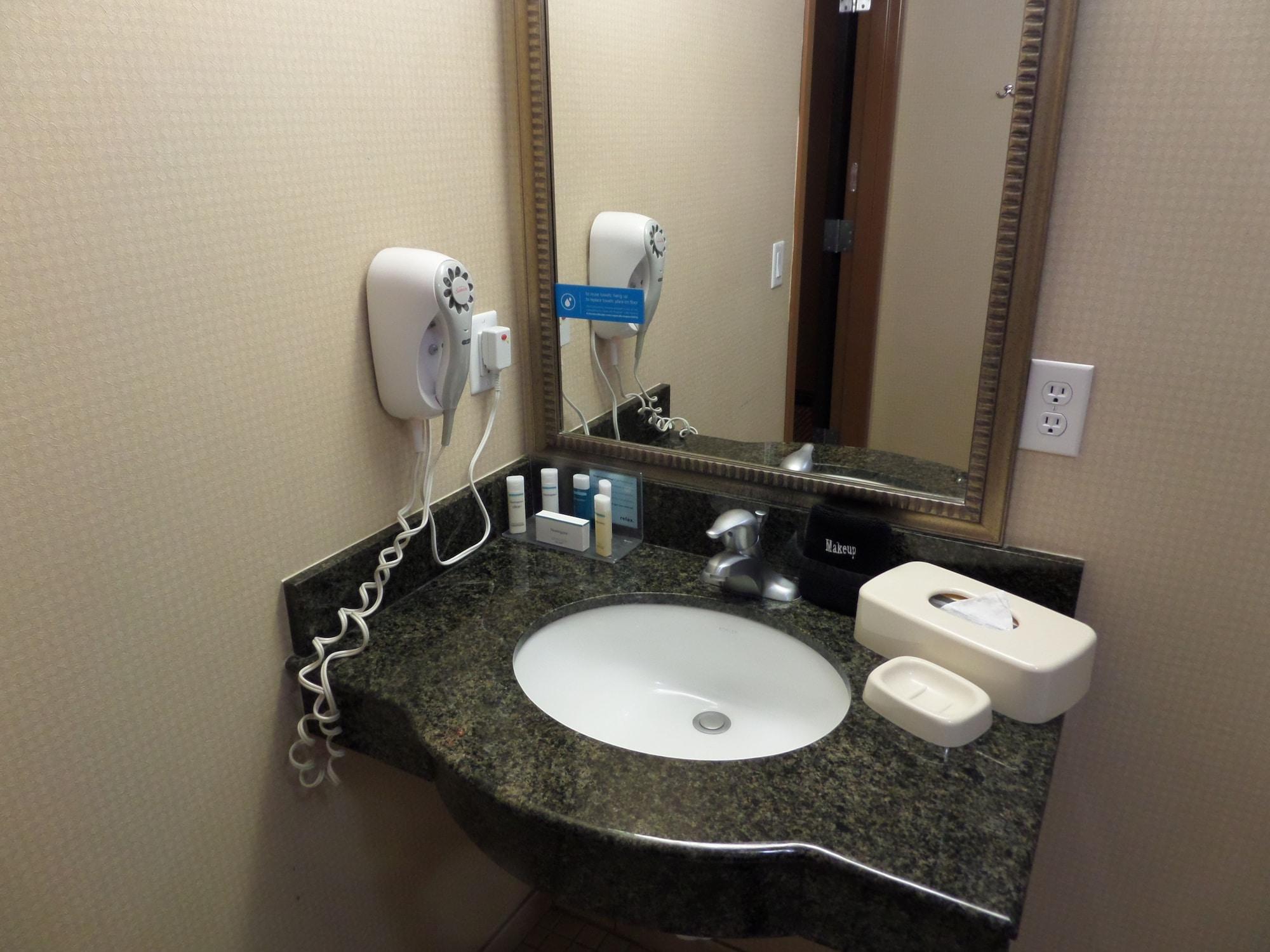 Hampton Inn And Suites Bakersfield / Highway 58 Eksteriør bilde
