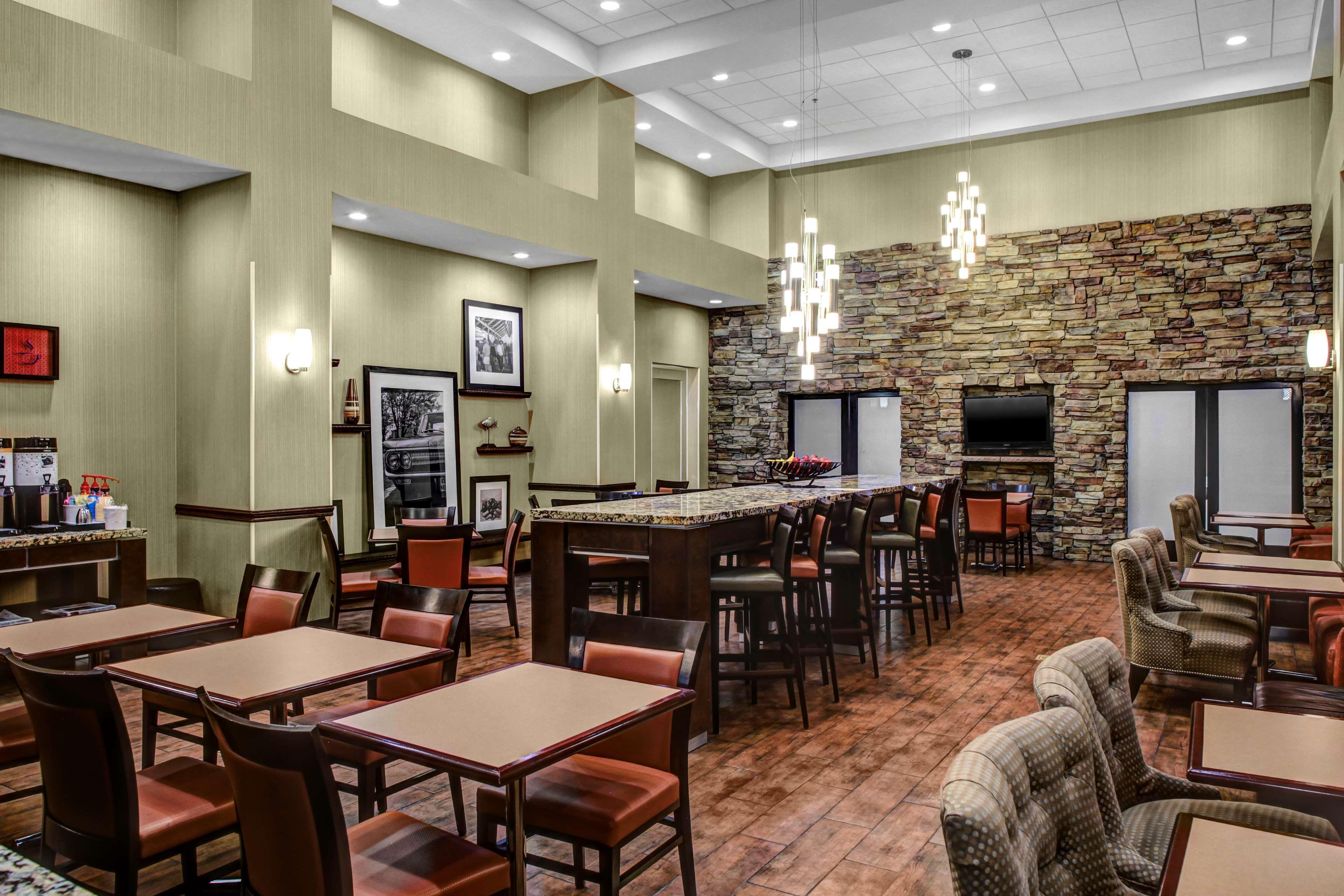 Hampton Inn And Suites Bakersfield / Highway 58 Eksteriør bilde