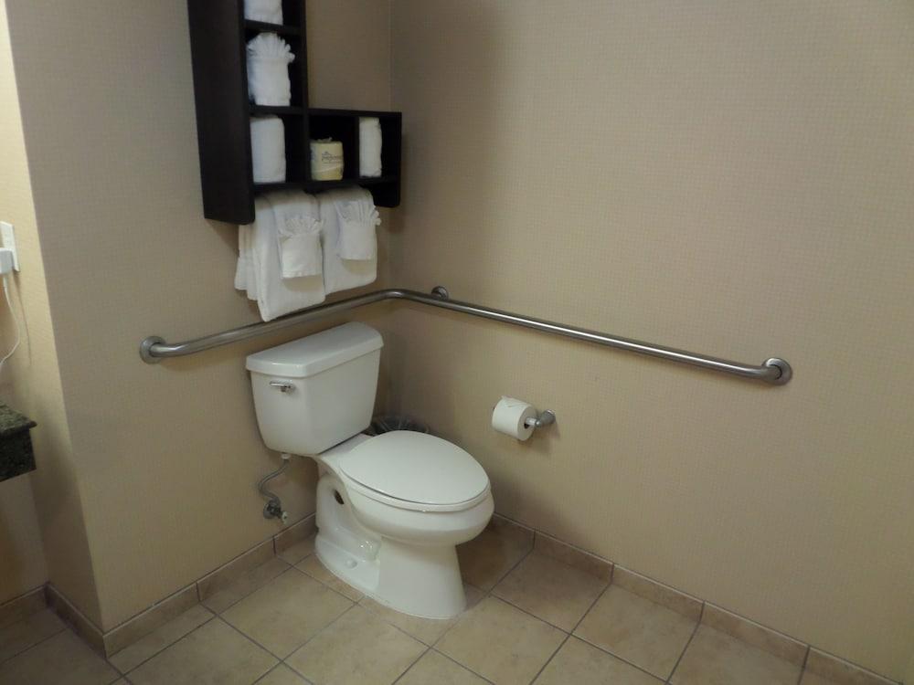 Hampton Inn And Suites Bakersfield / Highway 58 Eksteriør bilde