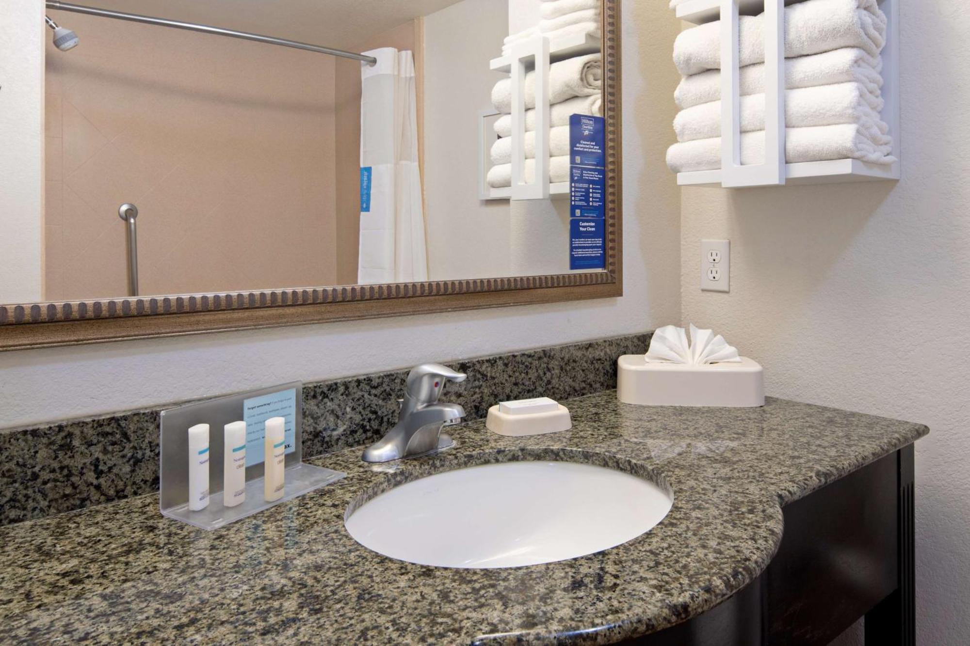 Hampton Inn And Suites Bakersfield / Highway 58 Eksteriør bilde